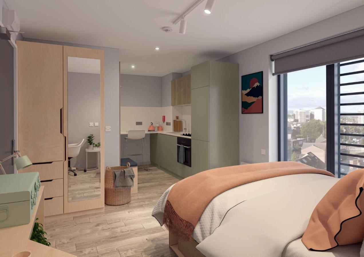 Student Only And Private Ensuites At Alma Place In Apartment